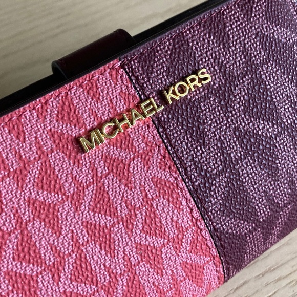 Michael Kors Oxblood Multi Bifold Wallet - Picture 3 of 8